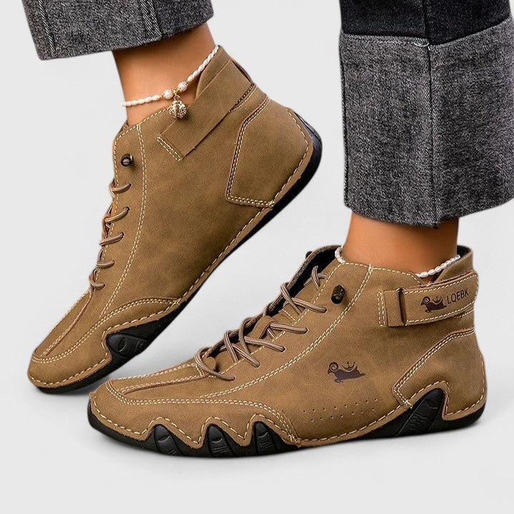 Halyviora | Orthopedic Boots